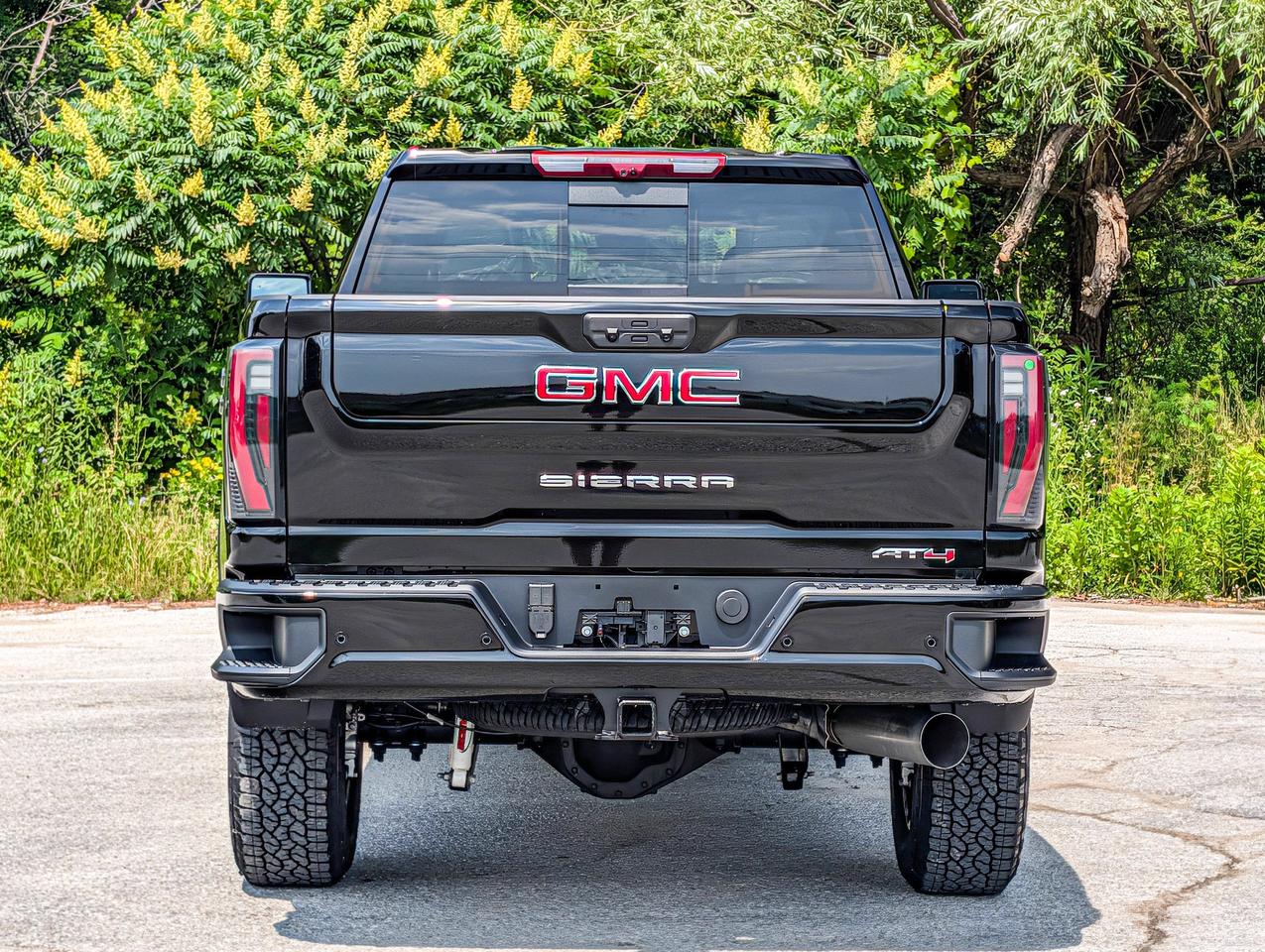 2026 GMC SIERRA 2500HD AT4 Photo