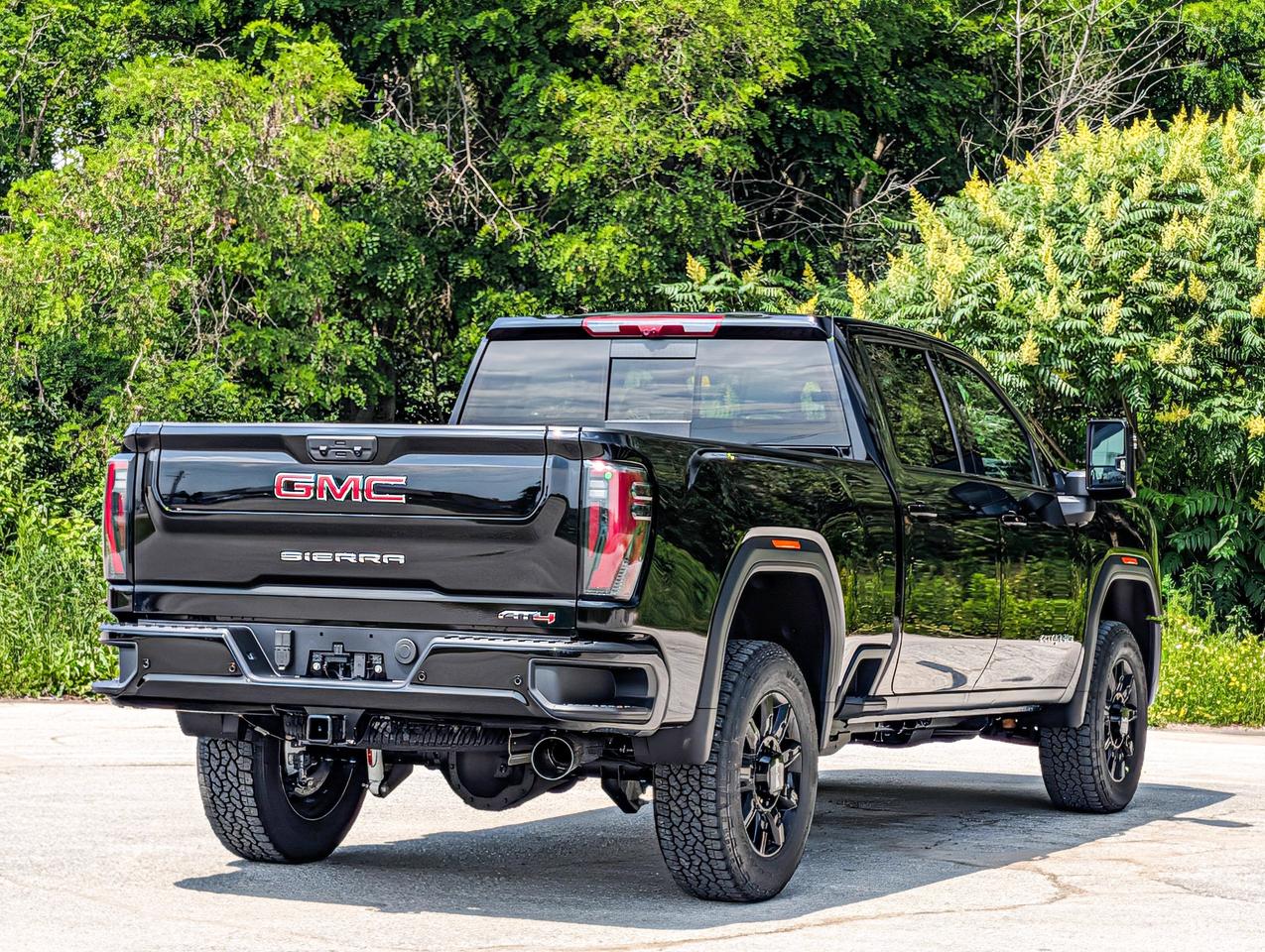 2026 GMC SIERRA 2500HD AT4 Photo