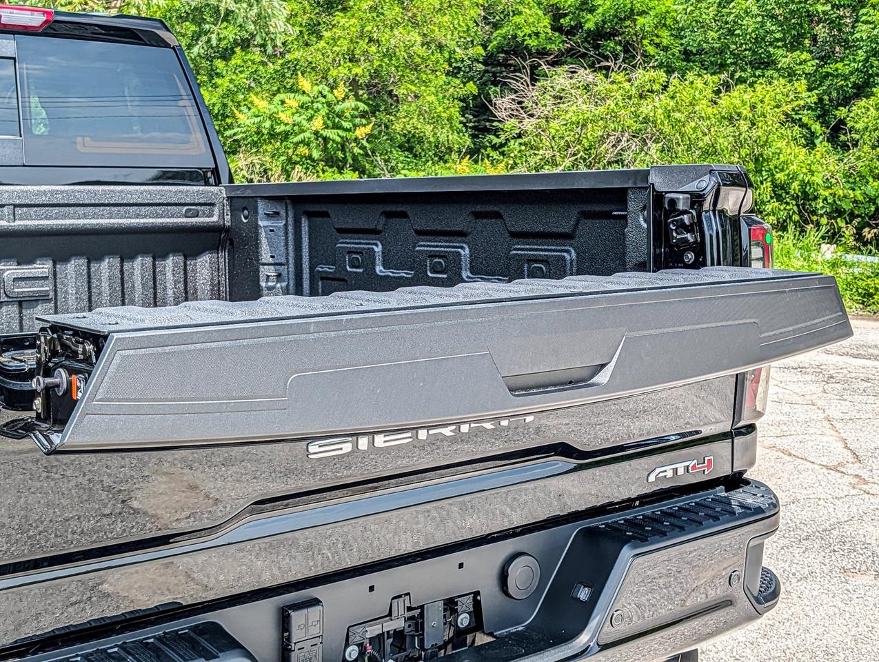 2026 GMC SIERRA 2500HD AT4 Photo