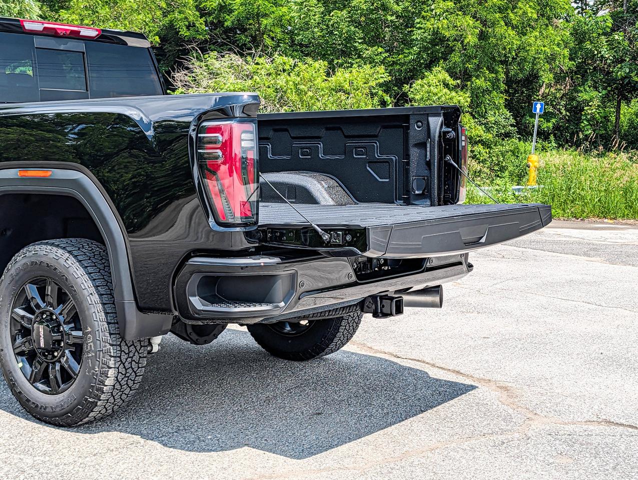2026 GMC SIERRA 2500HD AT4 Photo