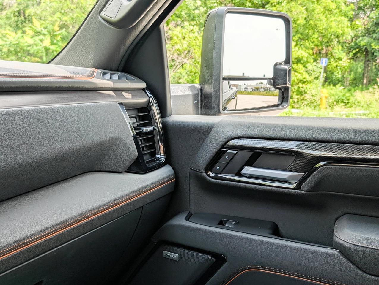2026 GMC SIERRA 2500HD AT4 Photo