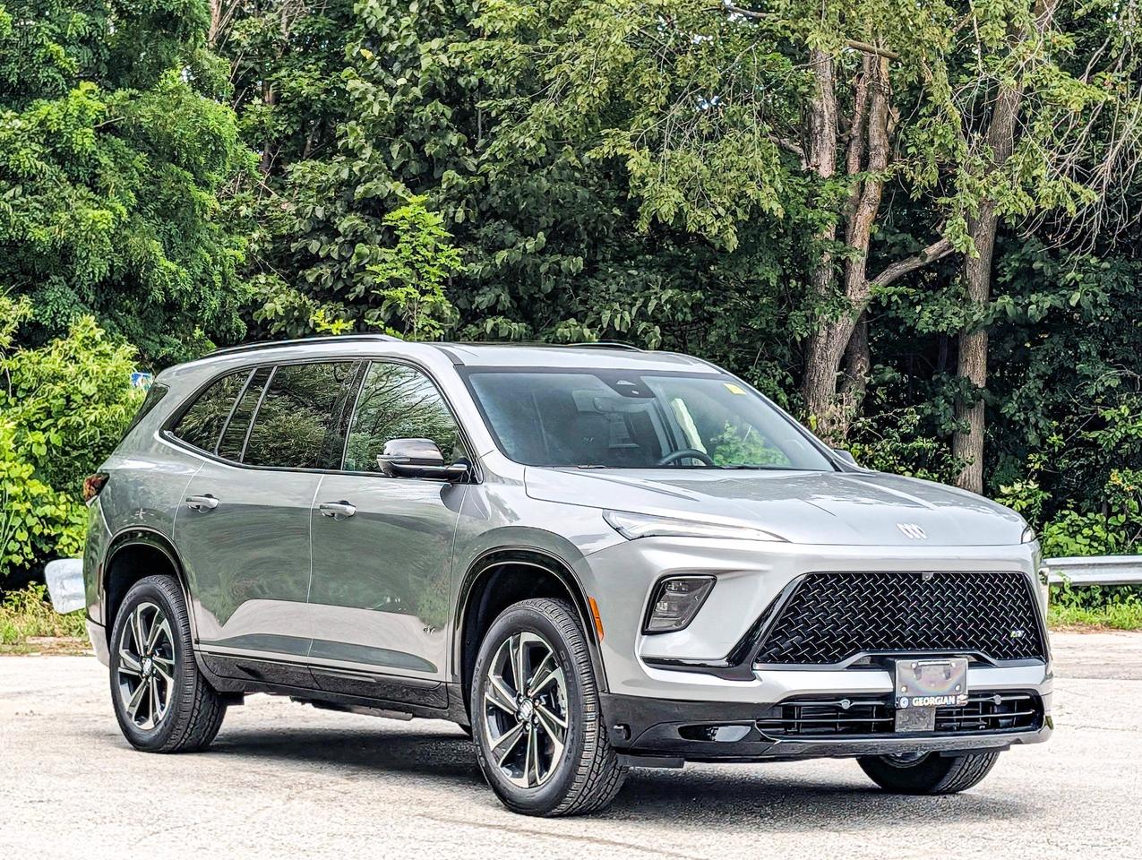 2026 Buick Enclave Sport Touring Photo2