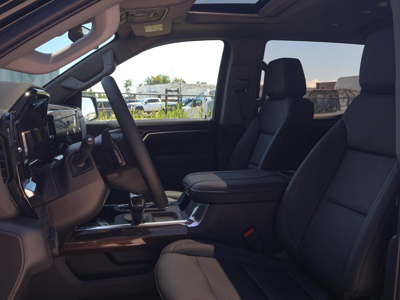 2026 Chevrolet Silverado 1500 RST Photo