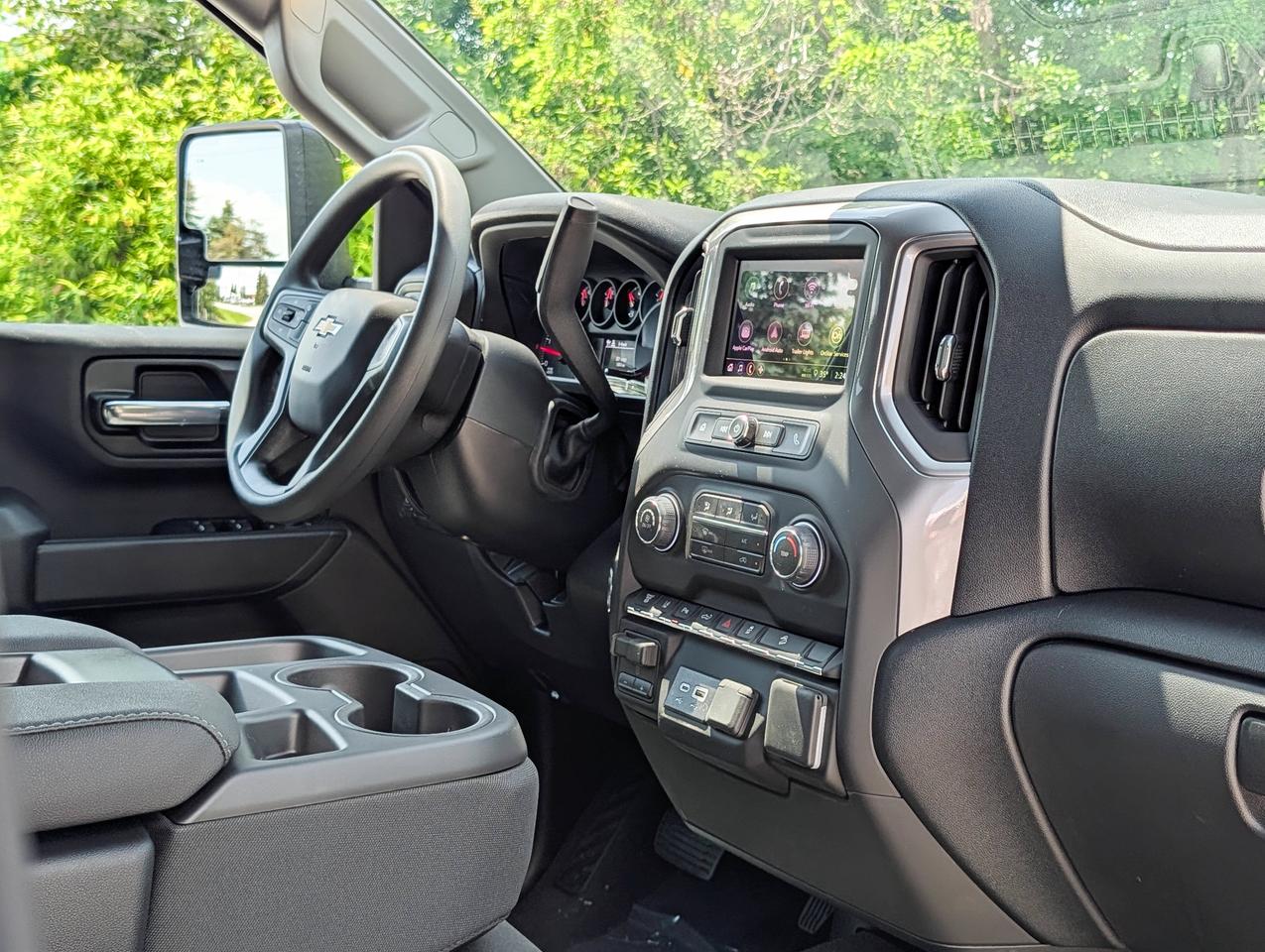 2026 Chevrolet SILVERADO 2500HD Custom Photo