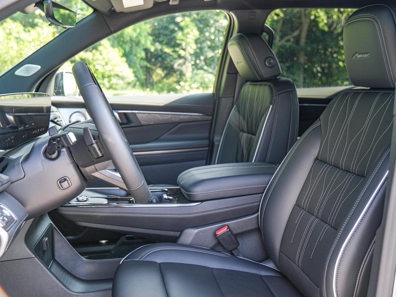 2026 Buick Enclave Avenir Photo