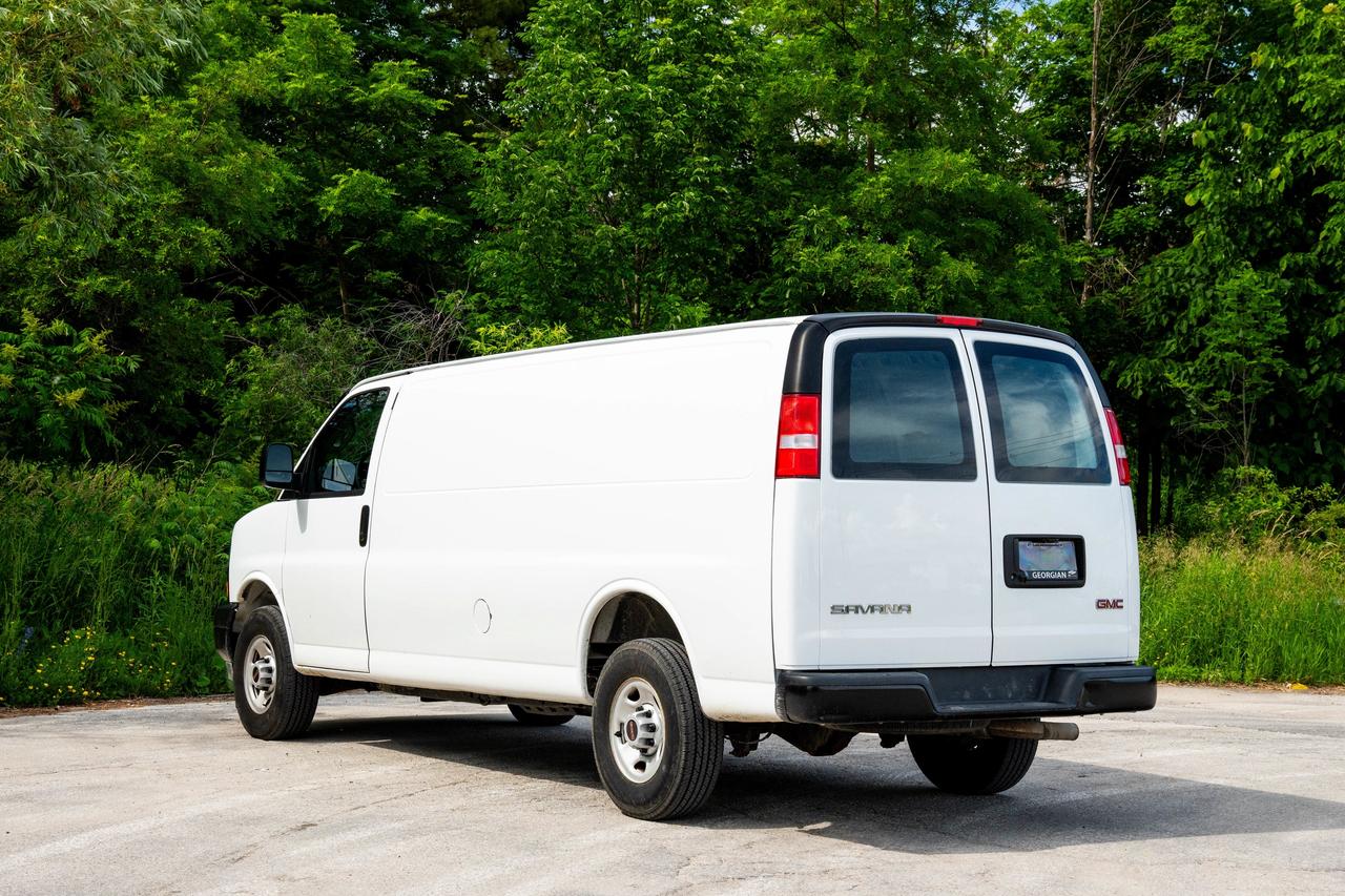 2024 GMC Savana Cargo Van  Photo