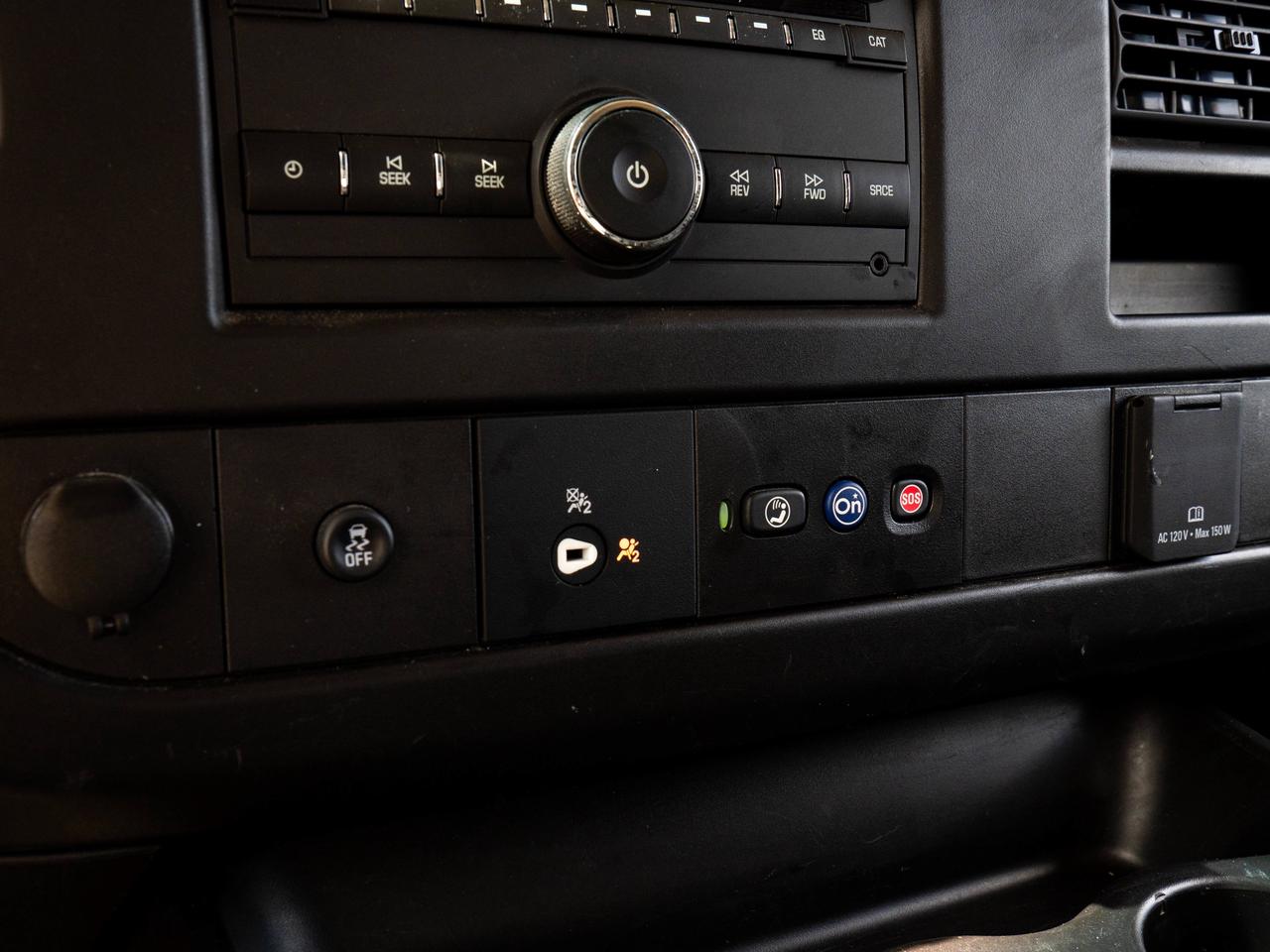 2024 GMC Savana Cargo Van  Photo