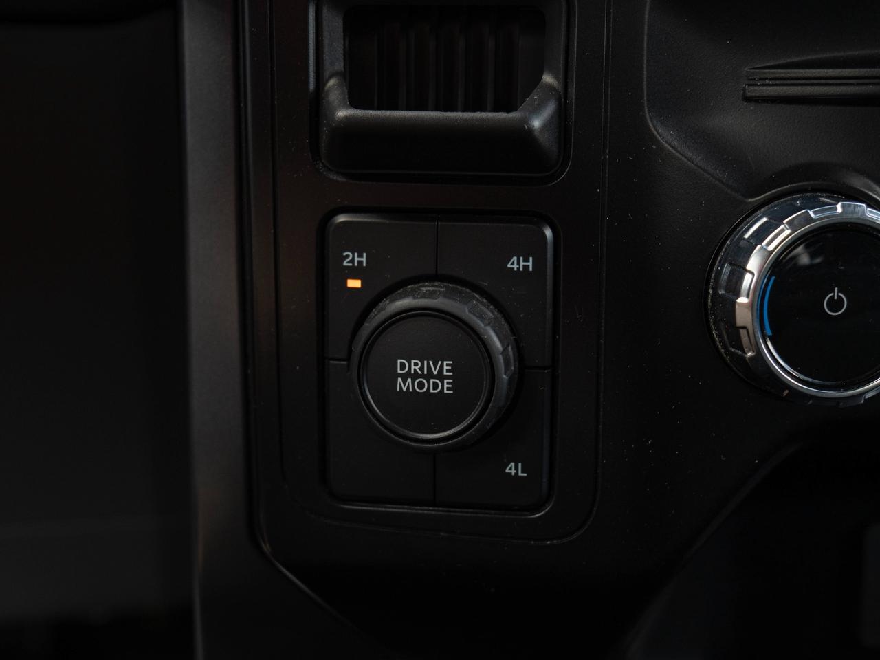 2024 Ford F-150 XLT Photo