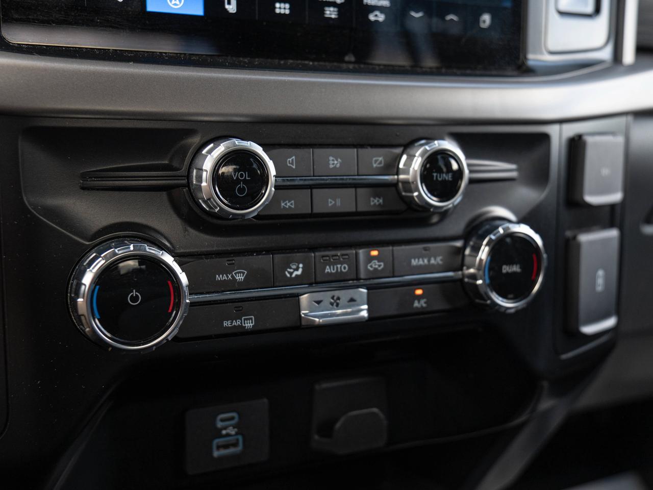 2024 Ford F-150 XLT Photo