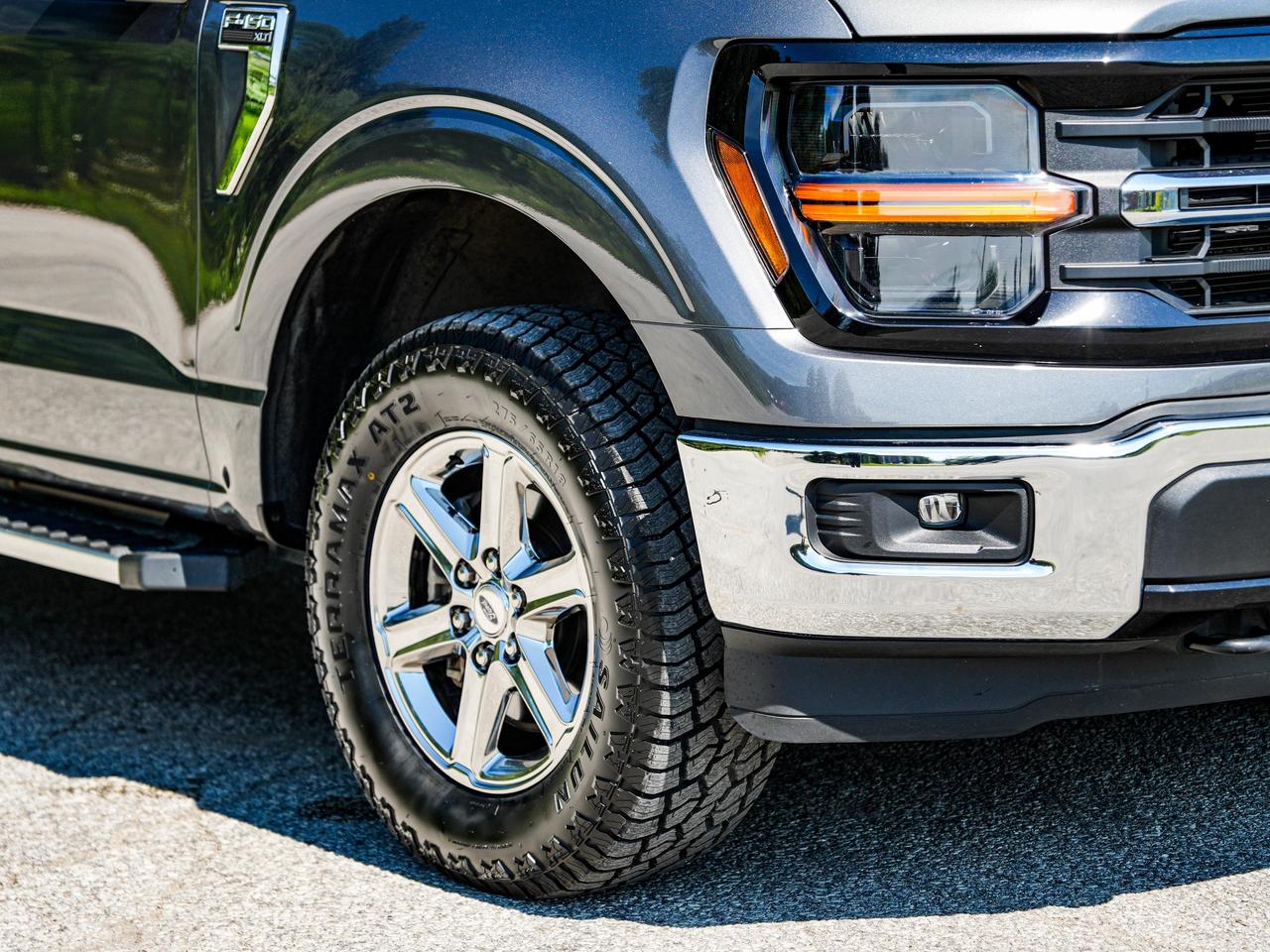 2024 Ford F-150 XLT Photo3