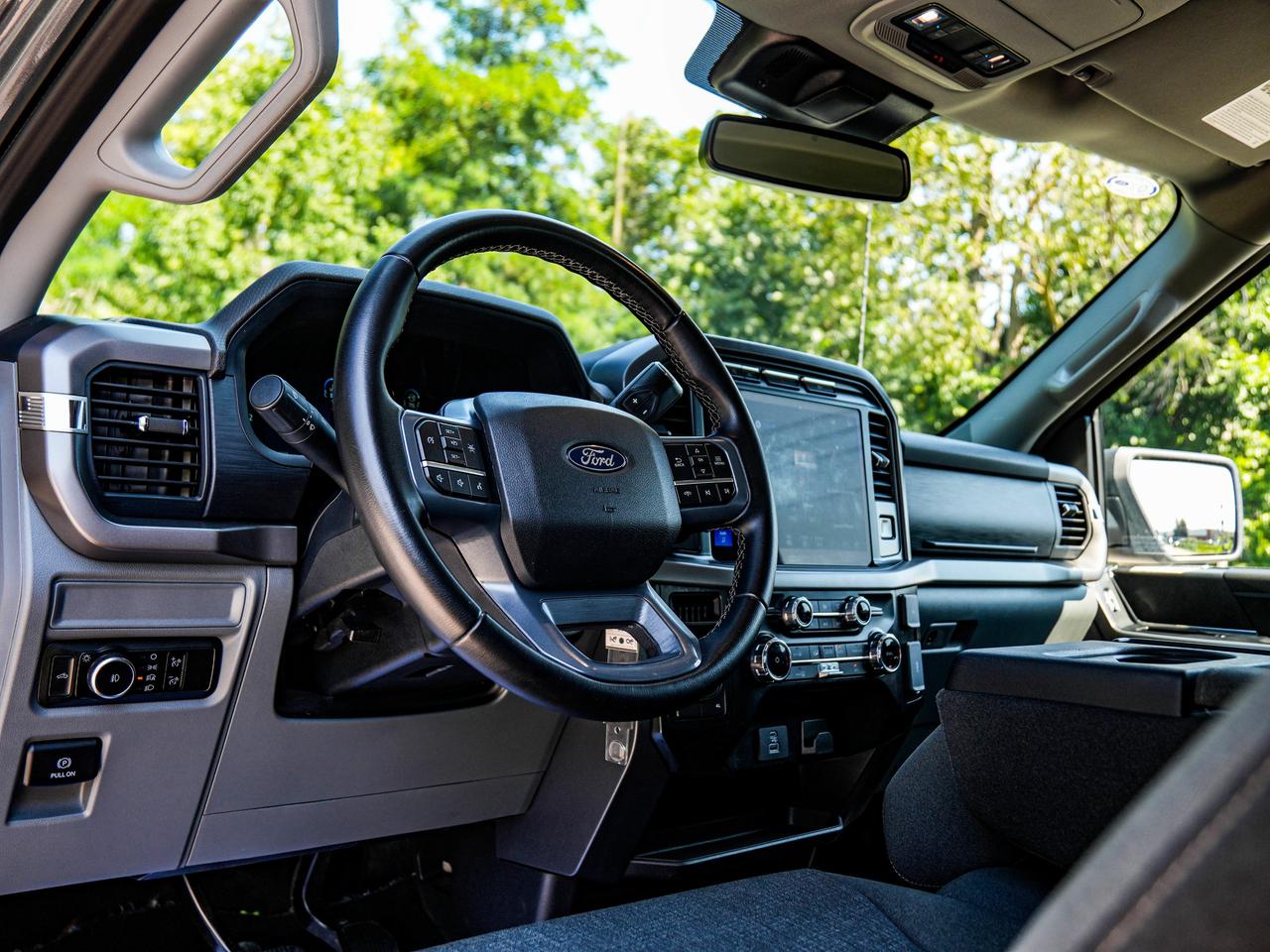 2024 Ford F-150 XLT Photo