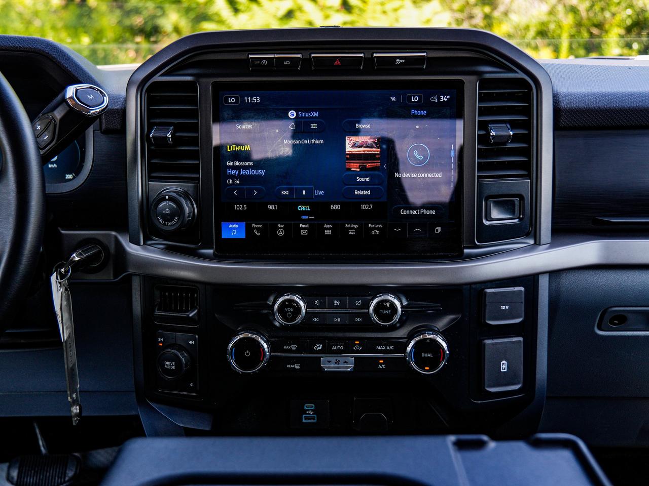 2024 Ford F-150 XLT Photo