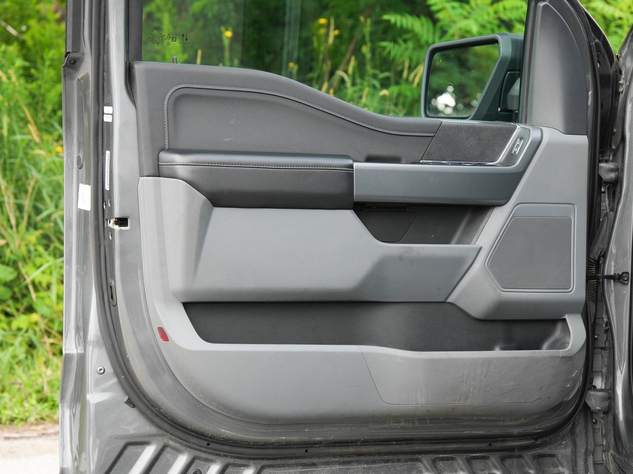 2024 Ford F-150 XLT Photo