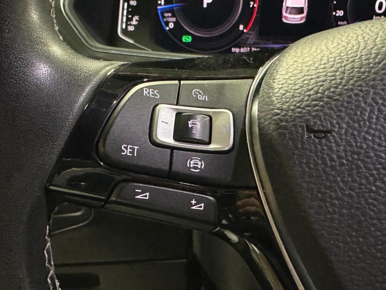 2021 Volkswagen Tiguan HIGHLINE | CLEAN CARFAX | LEATHER | SUNROOF | NAVI Photo