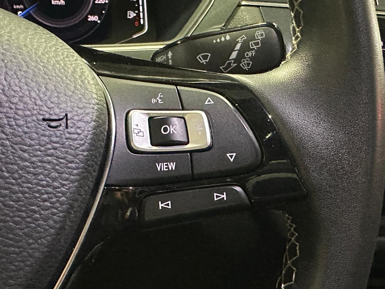 2021 Volkswagen Tiguan HIGHLINE | CLEAN CARFAX | LEATHER | SUNROOF | NAVI Photo