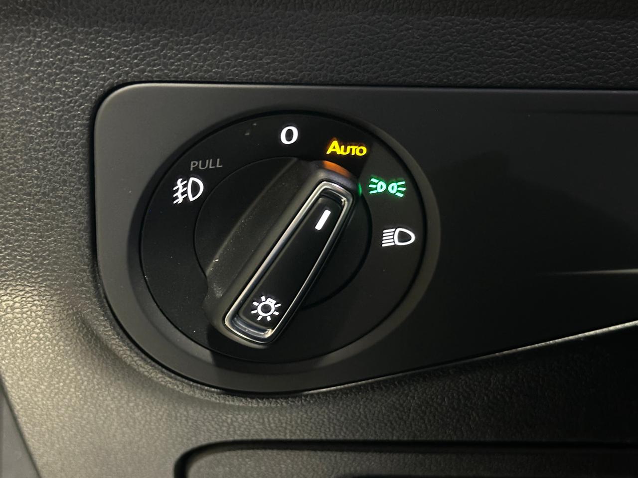 2021 Volkswagen Tiguan HIGHLINE | CLEAN CARFAX | LEATHER | SUNROOF | NAVI Photo