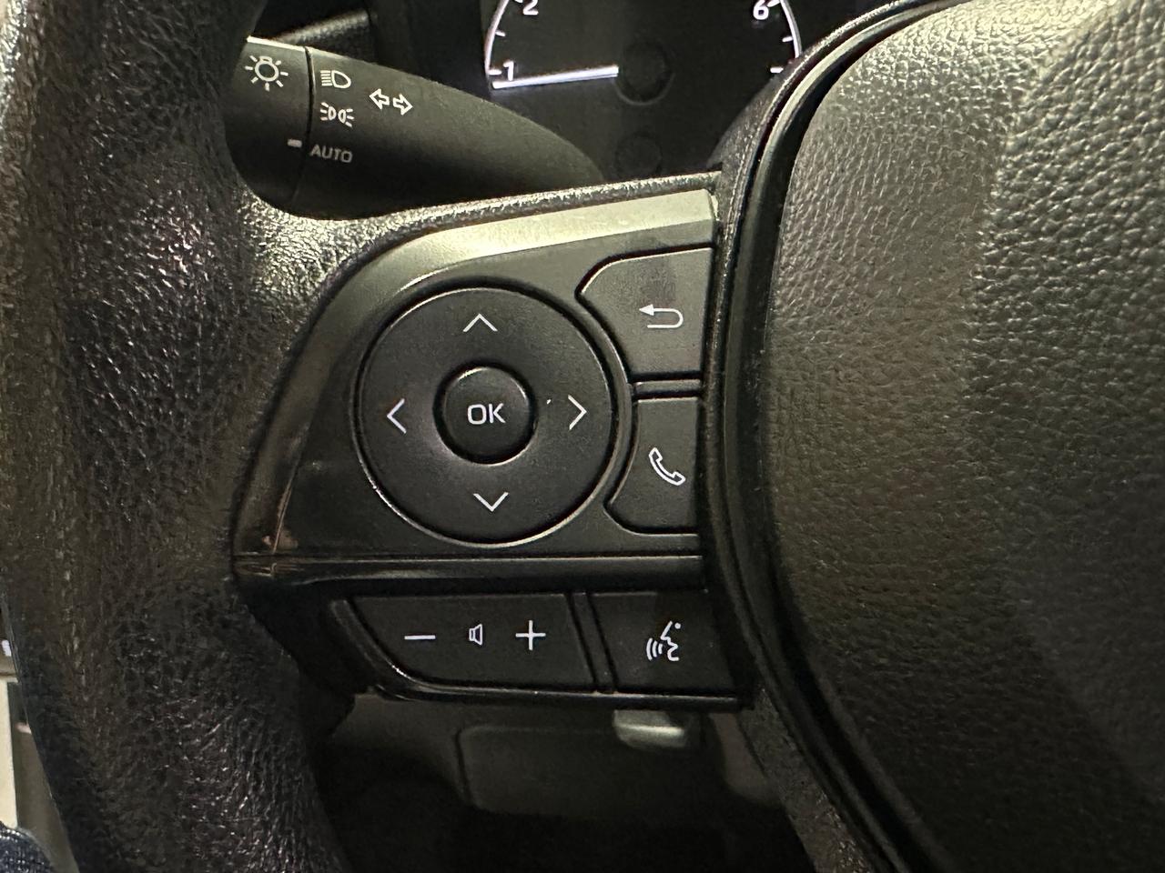 2024 Toyota Corolla LE | BLUETOOTH | HEATED SEATS | BACK UP CAM | Photo
