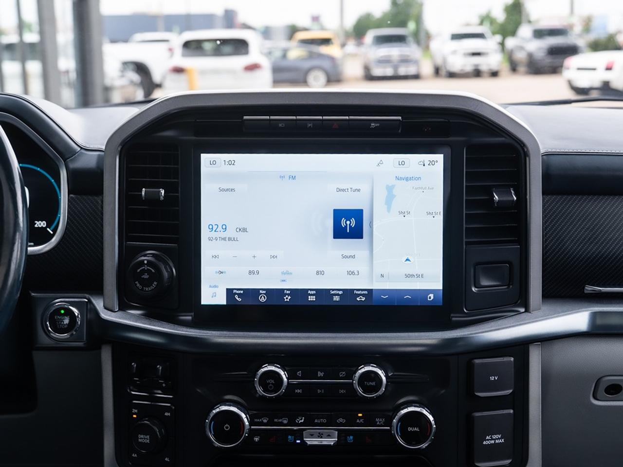 2022 Ford F-150 Limited 4WD SuperCrew Photo8