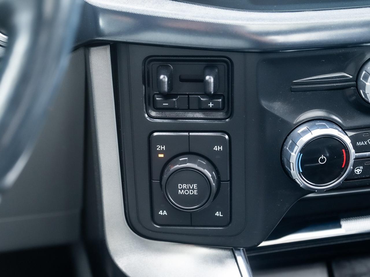 2022 Ford F-150 Limited 4WD SuperCrew Photo13