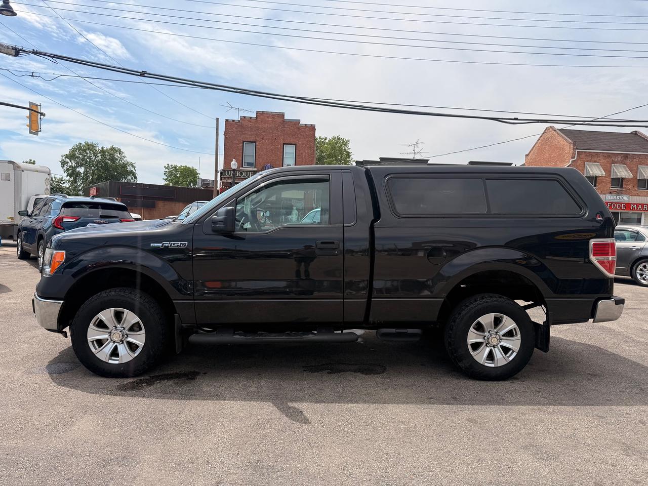 2013 Ford F-150 XLT Photo