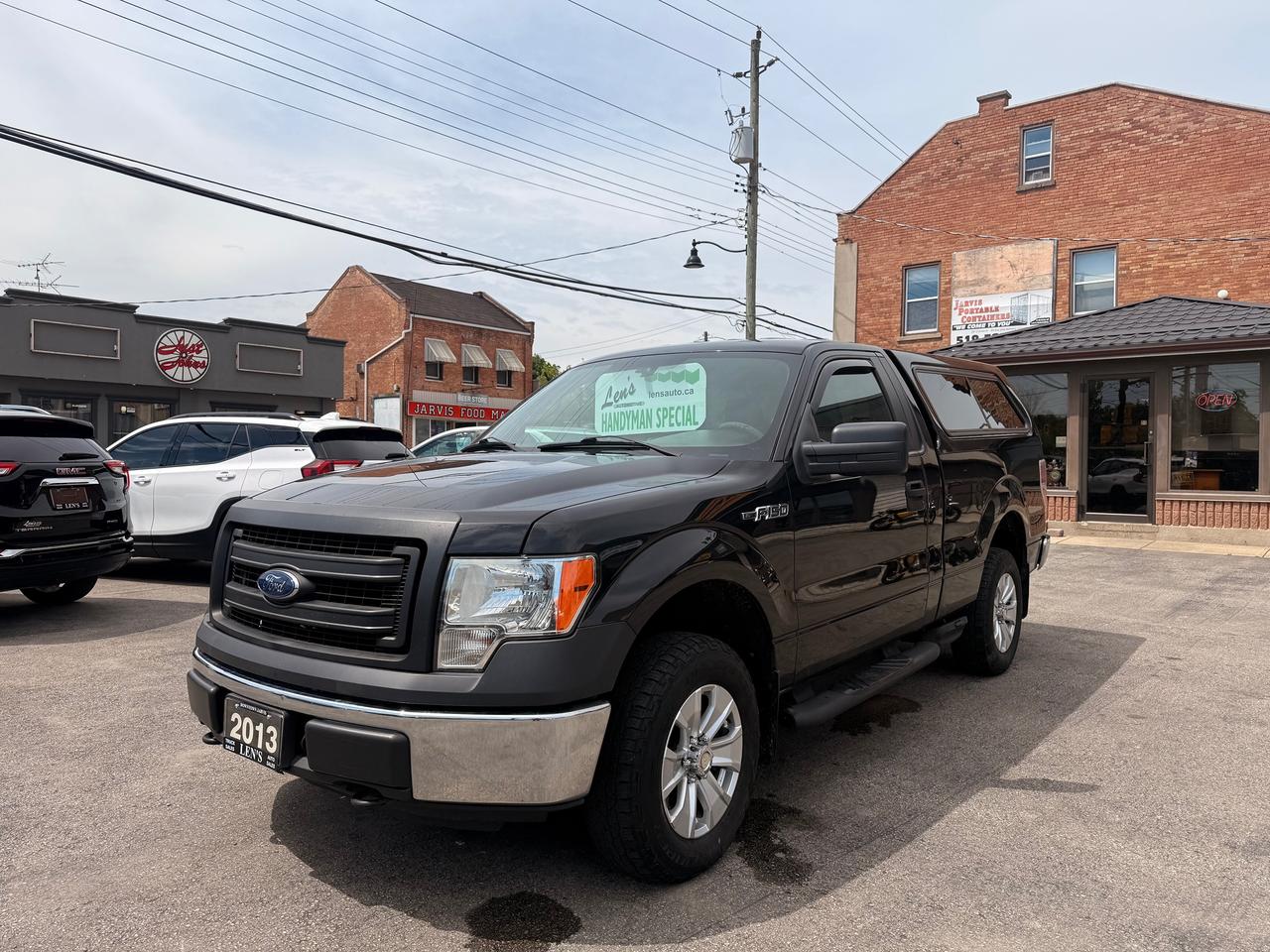 2013 Ford F-150 XLT Photo