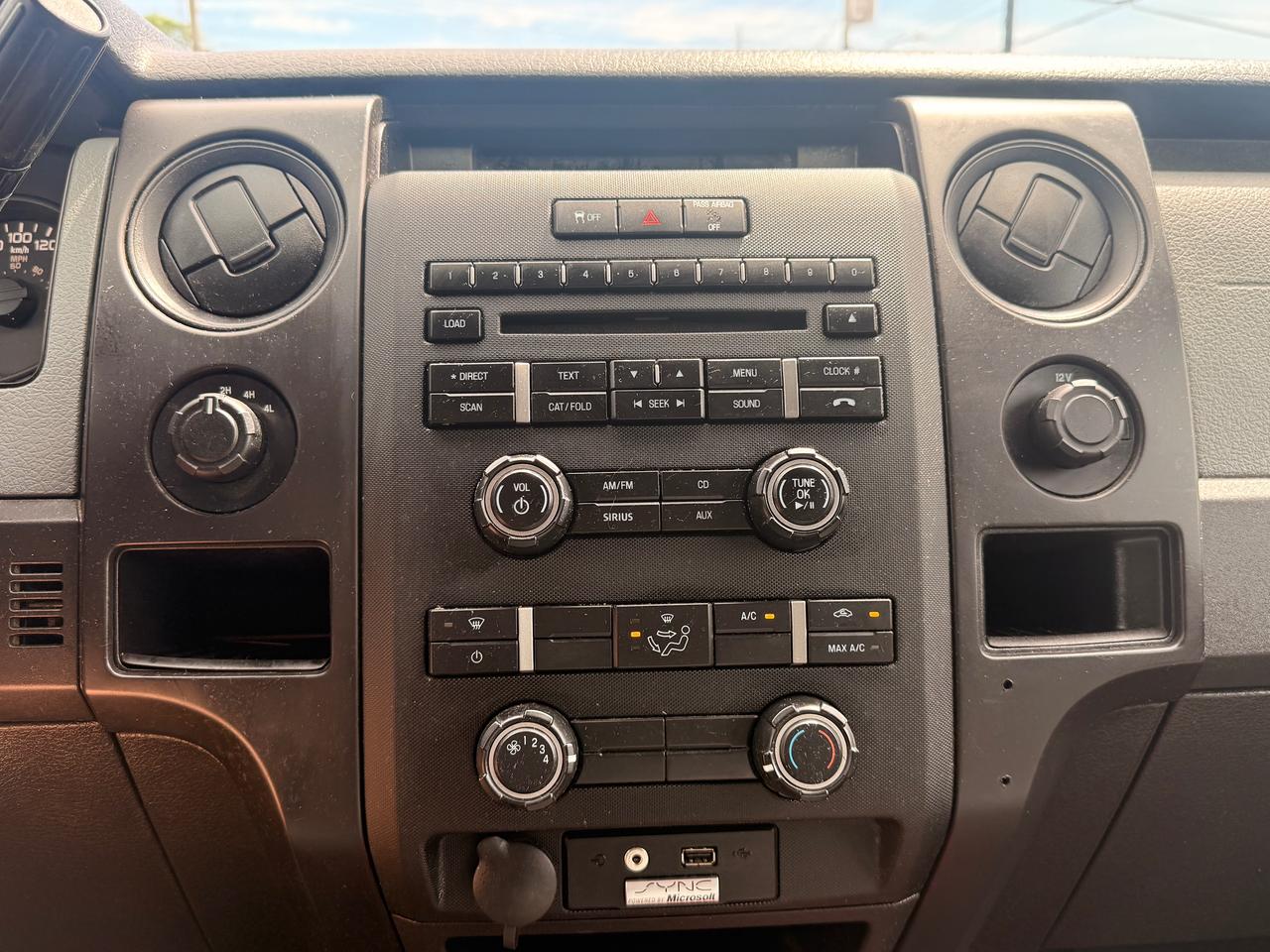 2013 Ford F-150 XLT Photo