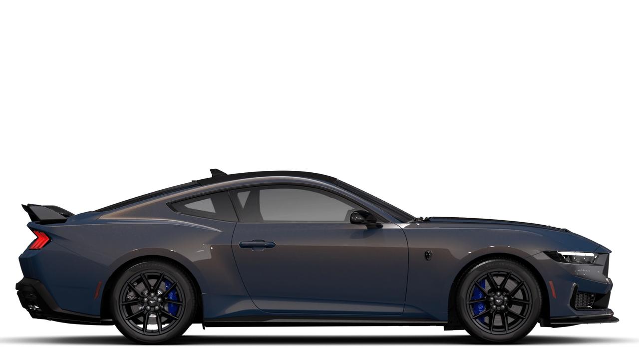 2026 Ford Mustang Dark Horse Fastback Photo4