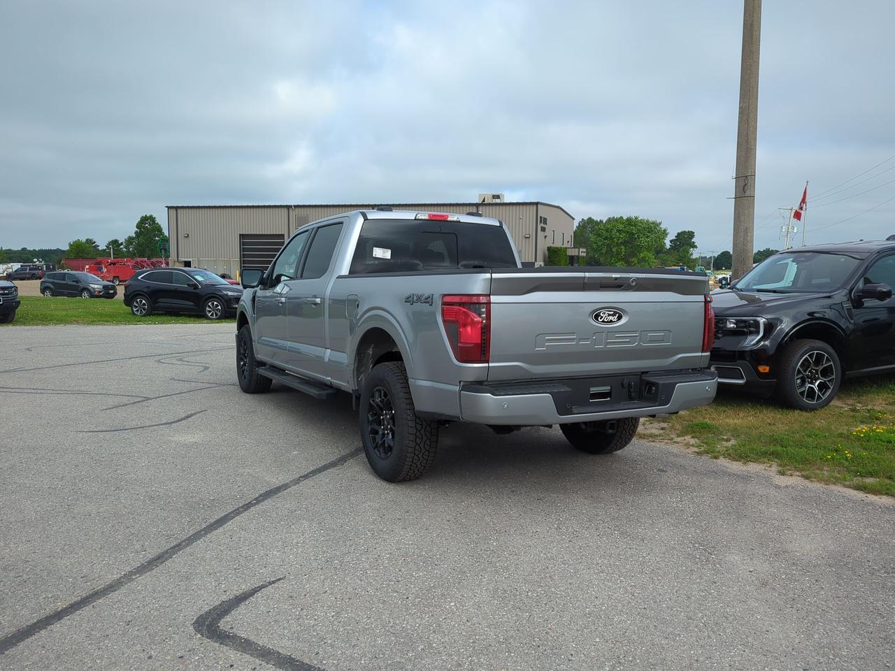 2026 Ford F-150 XLT SuperCrew 302A Long Box 4x4 Photo3