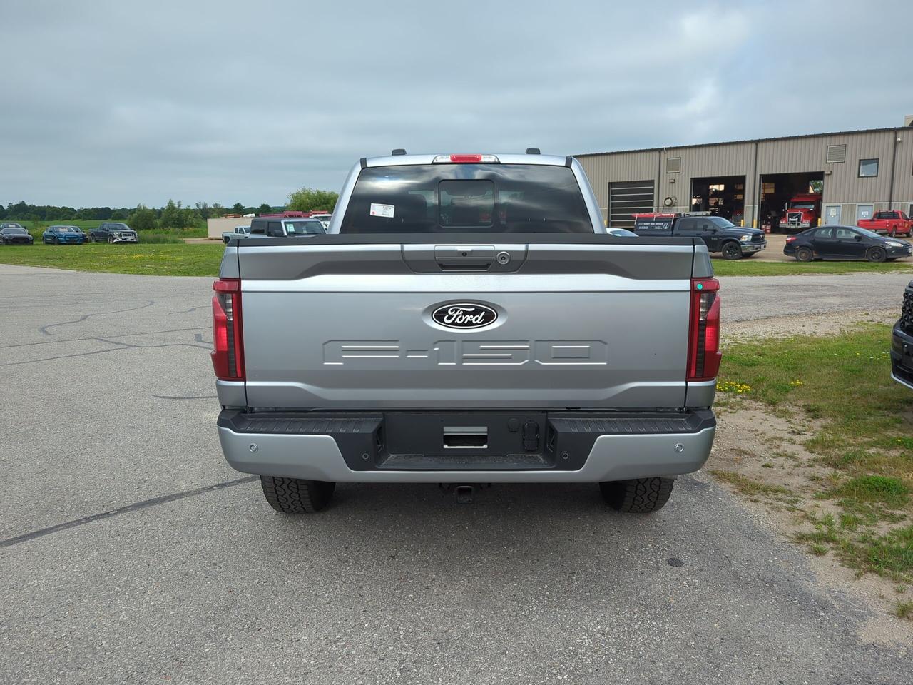 2026 Ford F-150 XLT SuperCrew 302A Long Box 4x4 Photo4