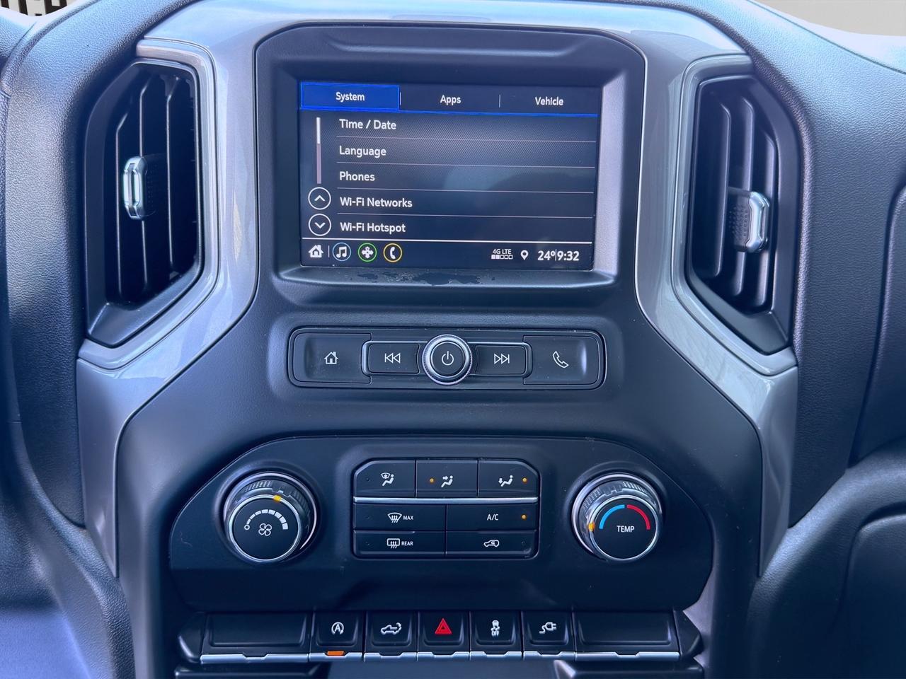 2020 Chevrolet Silverado 1500 4WD Crew Cab 147" Custom Photo