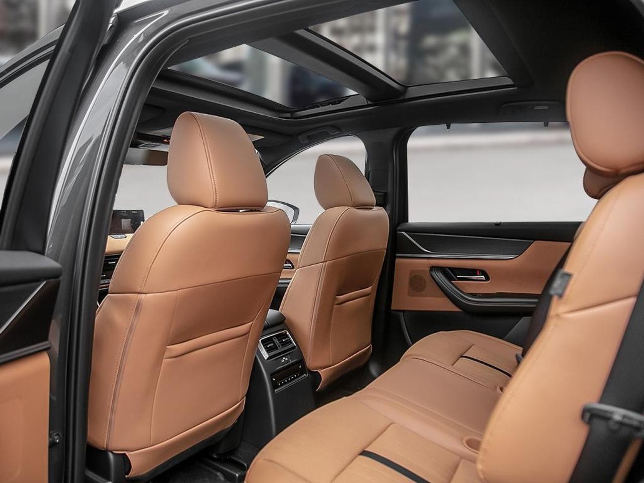 2026 Mazda CX-70 PHEV Signature AWD Photo