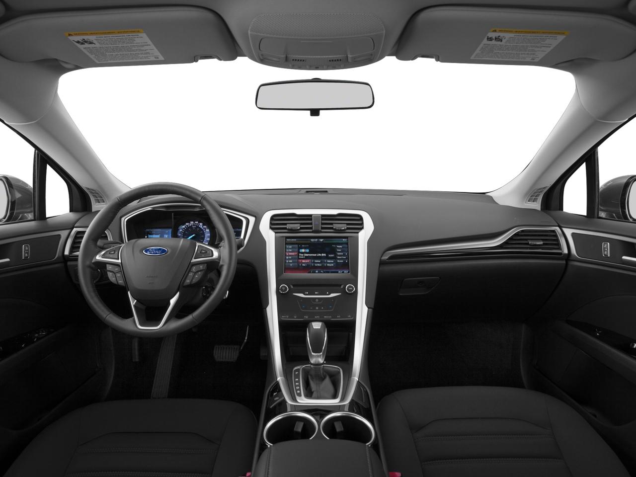 2015 Ford Fusion SE FWD Photo4