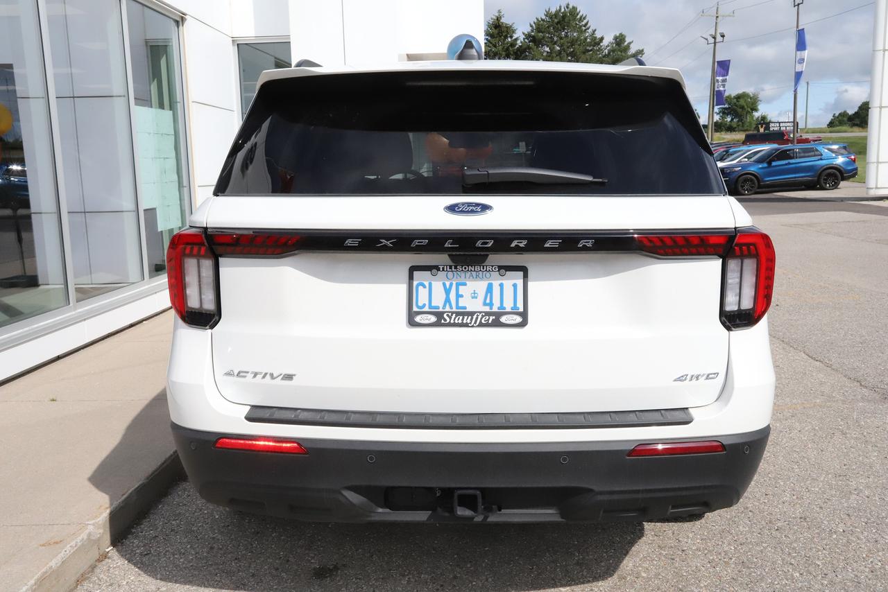 2026 Ford Explorer Active w/200A Pkg 4WD Photo4