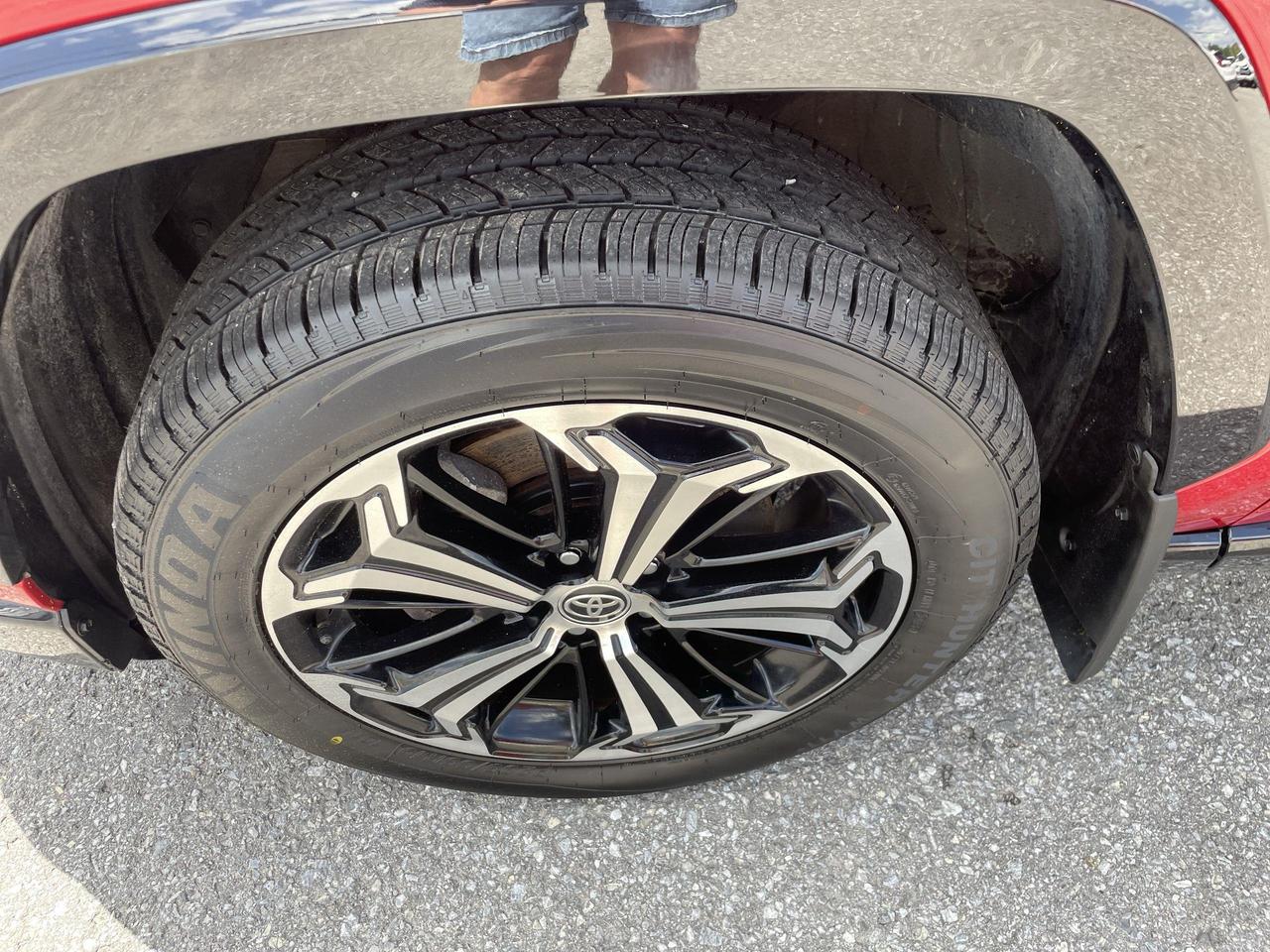2023 Toyota RAV4 Prime XSE TECH PKG!!  HUDS, SOFTEX, PANO. ROOF, JBL SOUN Photo