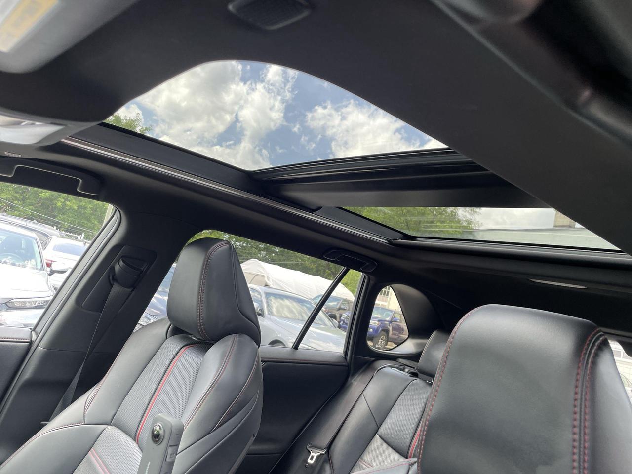 2023 Toyota RAV4 Prime XSE TECH PKG!!  HUDS, SOFTEX, PANO. ROOF, JBL SOUN Photo