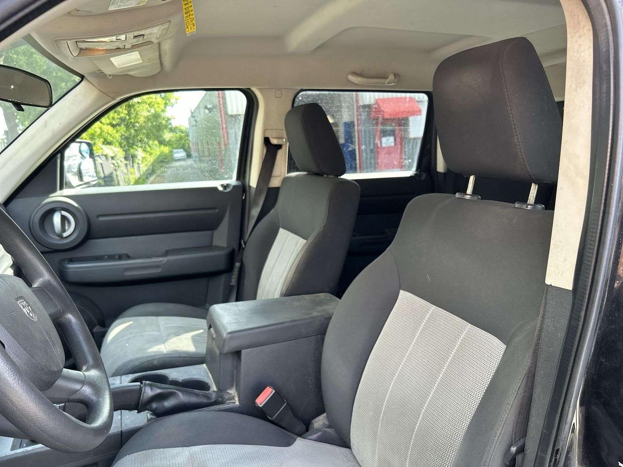 2007 Dodge Nitro 4X4 | AUTO | KEYLESS ENTRY | TOW HITCH | CRUISE Photo1