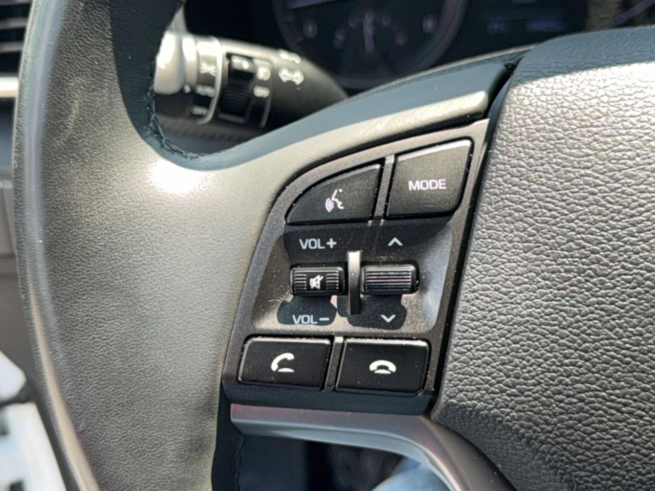 2020 Hyundai Tucson PREFERRED-AWD-DRIVE ASSIST-PANORAMIC ROOF Photo