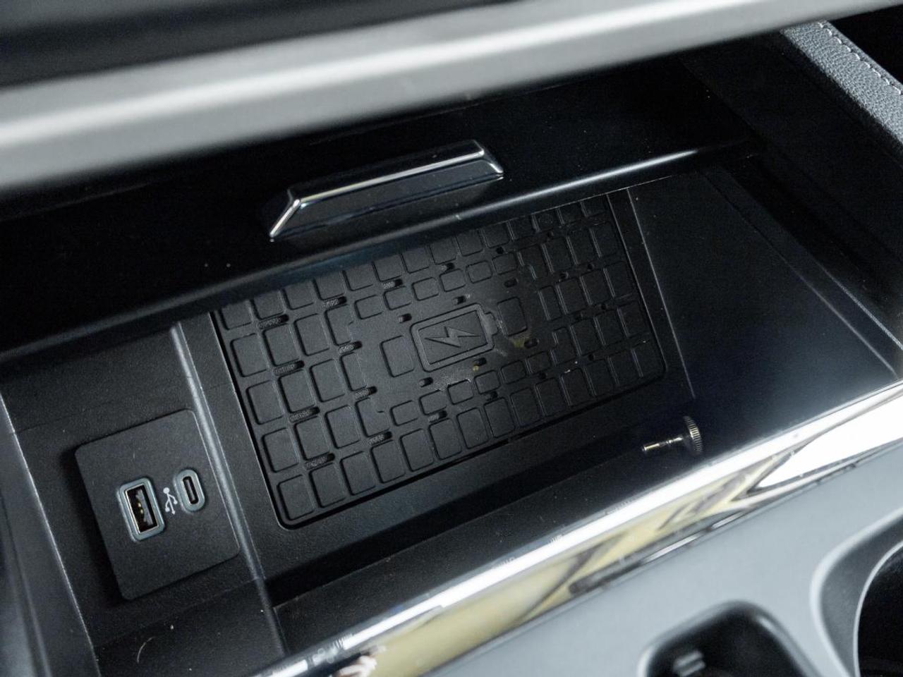 2024 Ford Expedition XLT Photo