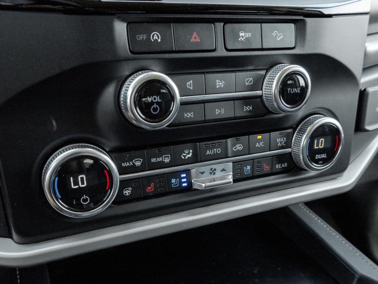 2024 Ford Expedition XLT Photo