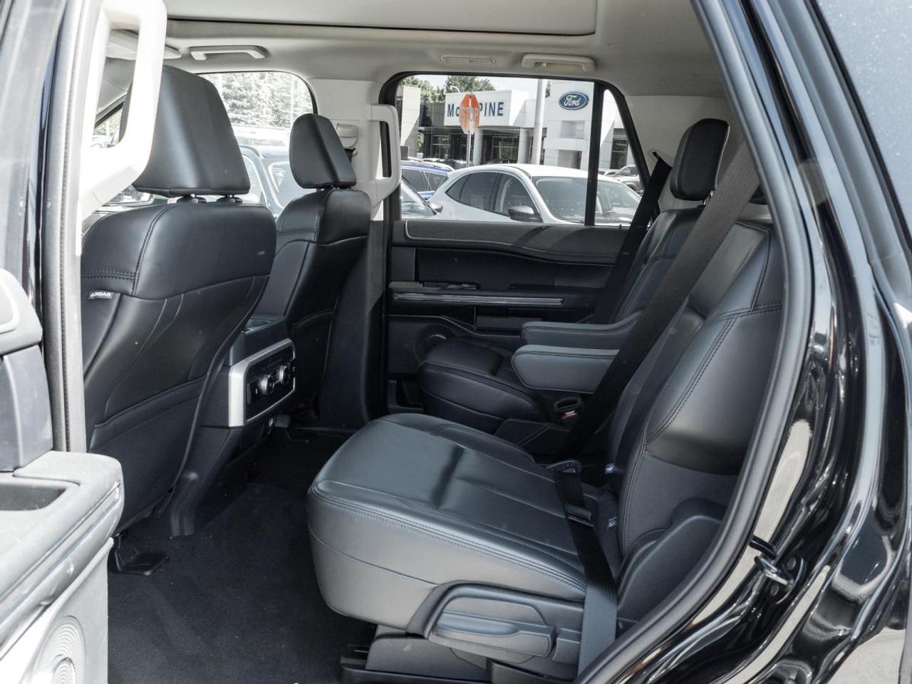 2024 Ford Expedition XLT Photo