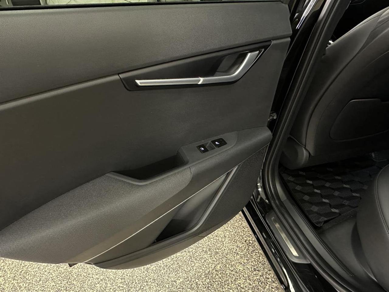 2024 Kia NIRO EV Wave FWD Photo