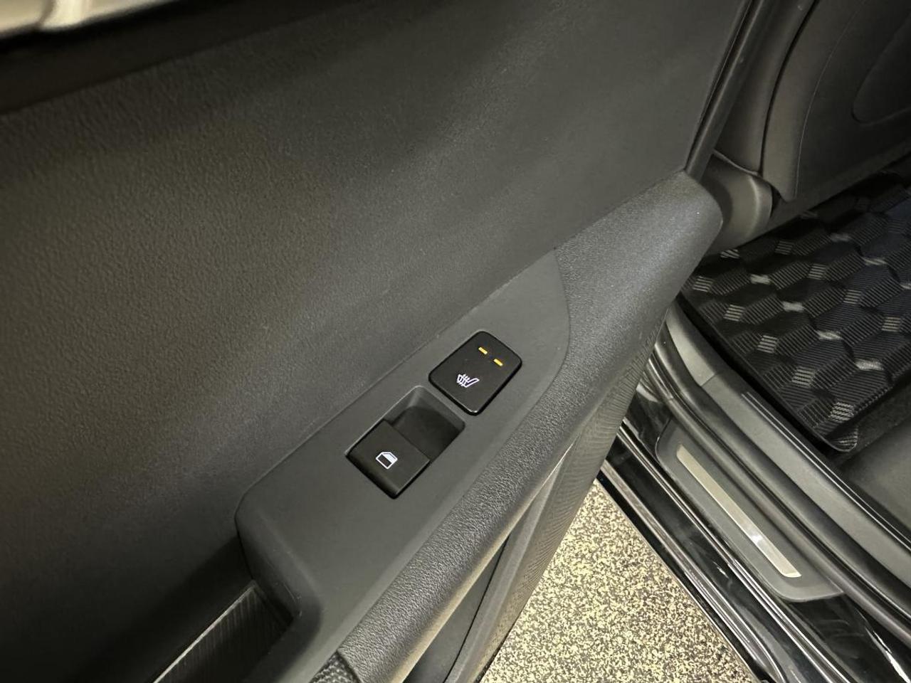 2024 Kia NIRO EV Wave FWD Photo