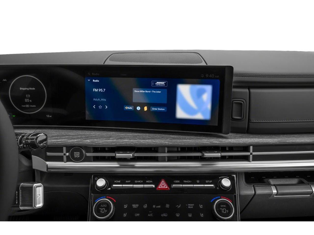 2026 Hyundai Santa Fe HEV Luxury Photo4