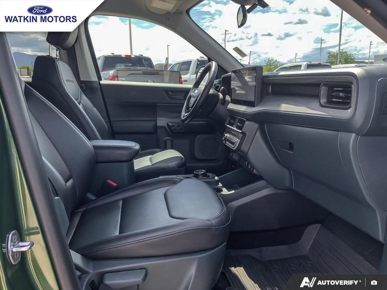 2025 Ford Maverick Lariat Photo24