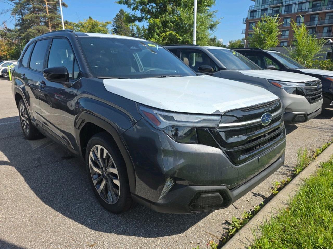 2026 Subaru Forester Premier Photo5