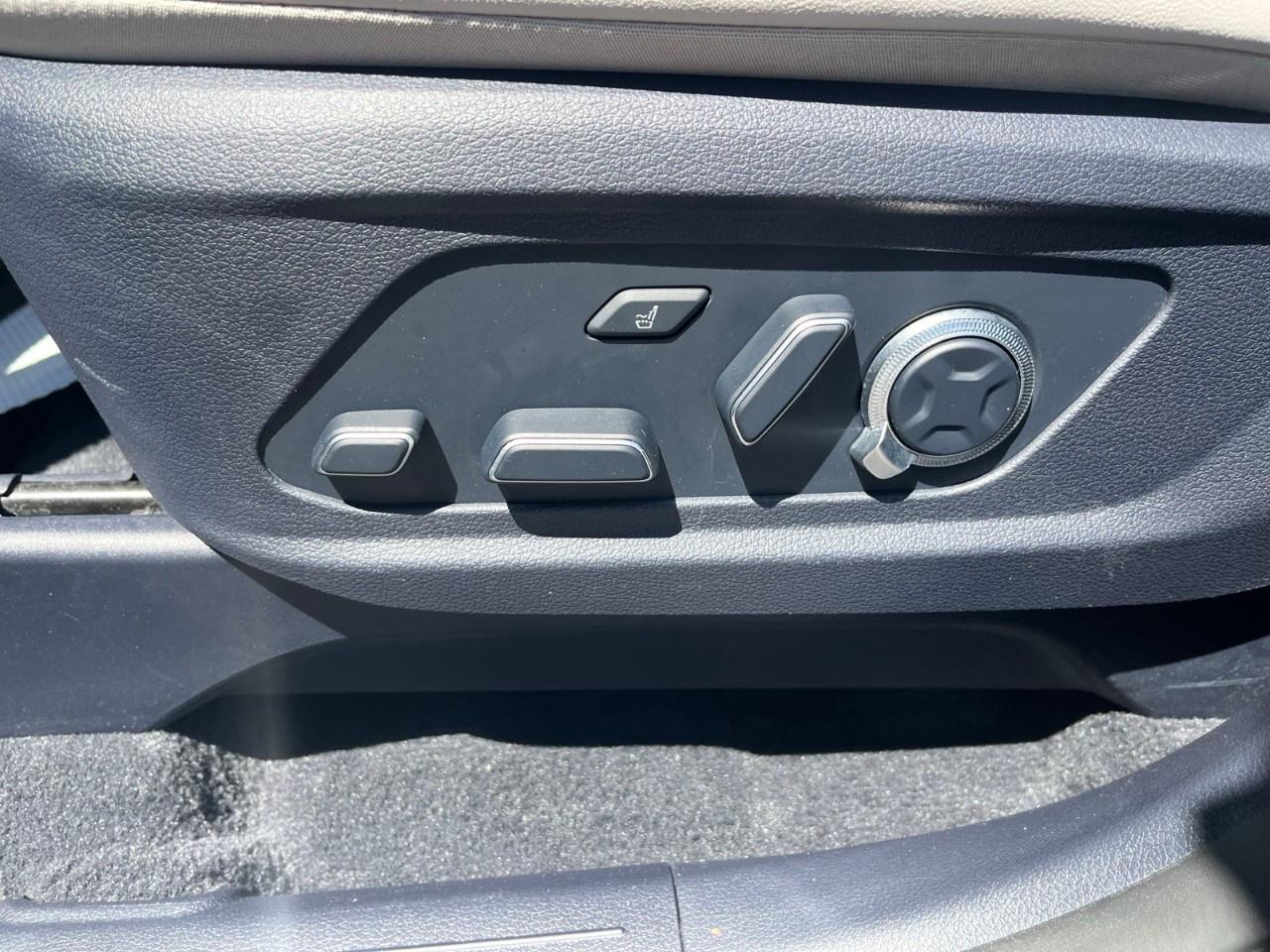 2025 Hyundai PALISADE Ultimate Calligraphy 7-Passenger AWD Photo