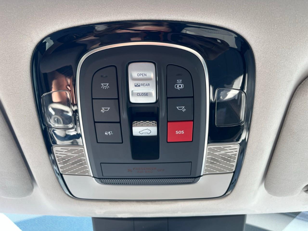 2025 Hyundai PALISADE Ultimate Calligraphy 7-Passenger AWD Photo