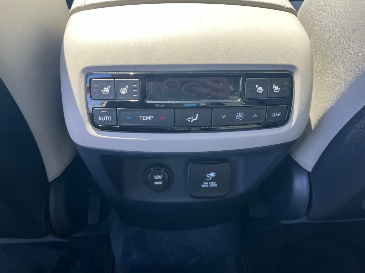 2025 Hyundai PALISADE Ultimate Calligraphy 7-Passenger AWD Photo