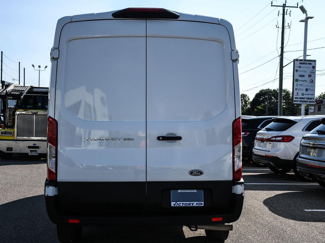 2025 Ford Transit Cargo Van T-250 148" MED RF 9070 GVWR RWD Photo3