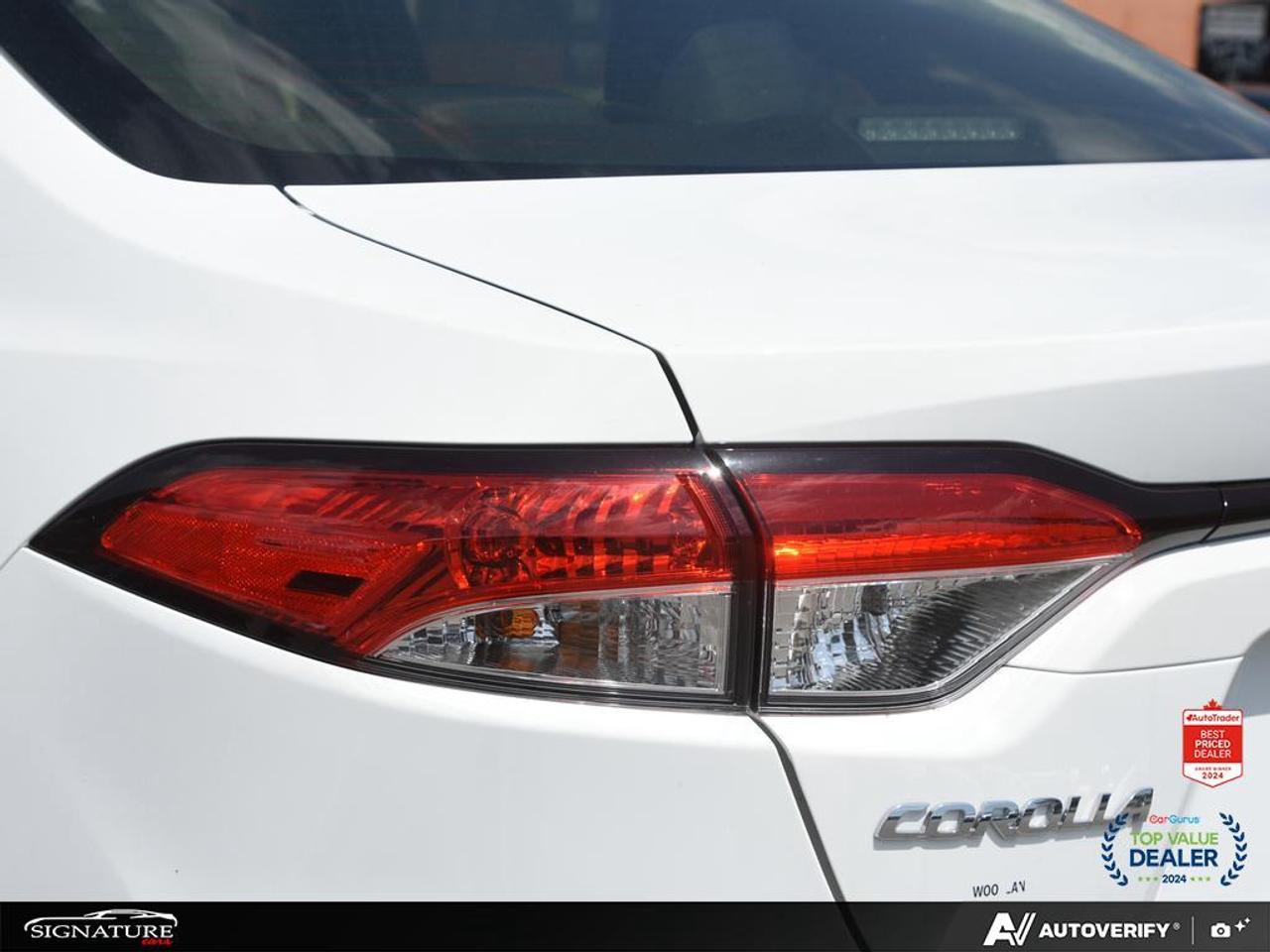 2026 Toyota Corolla Hybrid LE AWD  No Accident Carplay BSM Htd Seats Photo